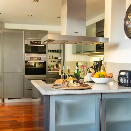 Wonderful 3bd Apt * Praha