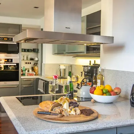 Wonderful 3bd Apt