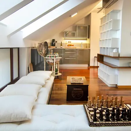Wonderful 3bd Apt Praga