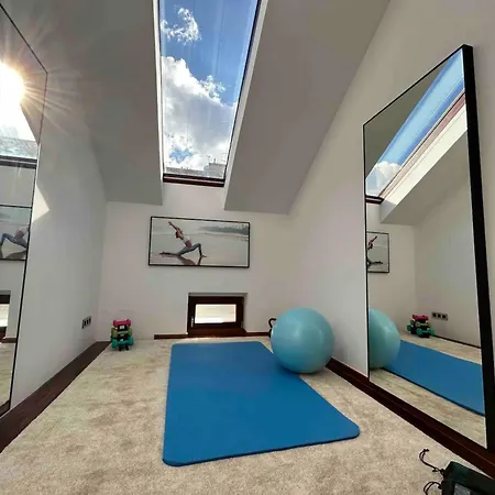 Wonderful 3bd Apt * Praga